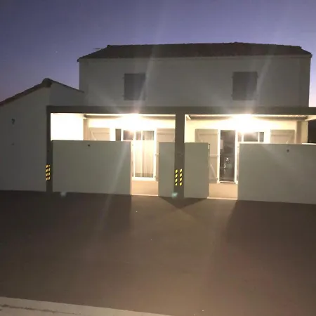 Holiday home Maison Neuve A 600m De La Plage, Terrasse Avec Pergola, Parking, Equipements Modernes - Fr-1-22-298 *